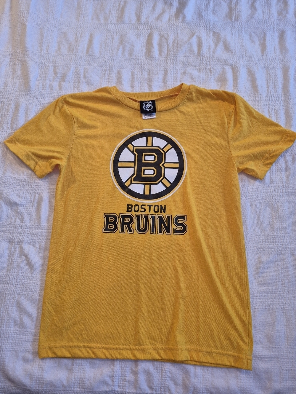 Boston Bruins boys size Medium 10/12 pajama top or thin shirt EUC